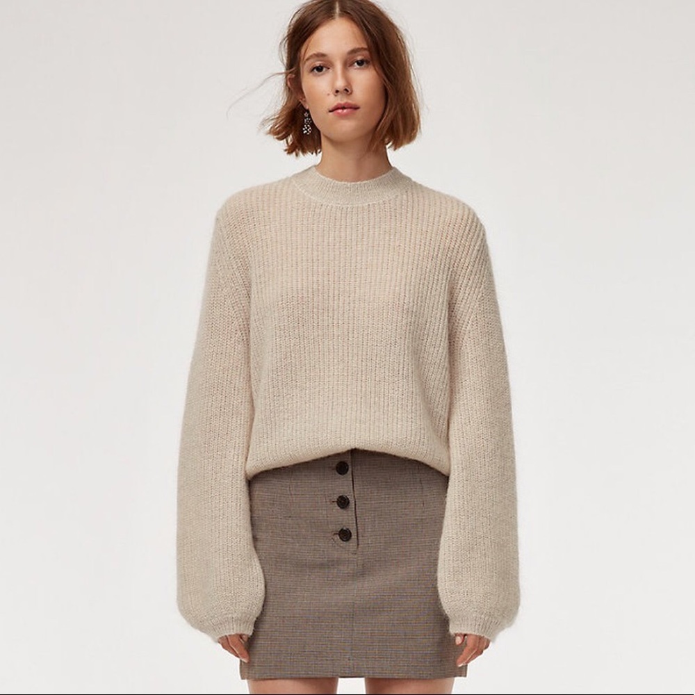 Aritzia Little Moon Gardenia Sweater
